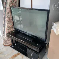 تلویزیون ۵۰اینج ال ای دی خراب