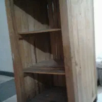 کمد و چهارپایه چوبی