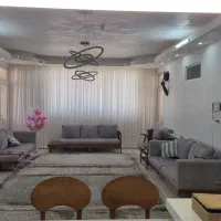 واحد-کاملا-رو-به-نما-با-ویوی-عالی-و-نورگیر-بی-نظیر
