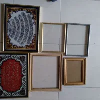 تعدادی قاب عکس و تابلو در اندازه ها ی متلف