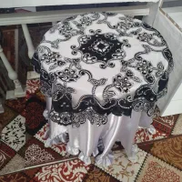 رومیزی ساتن و حریر .همراه با میز خاطره