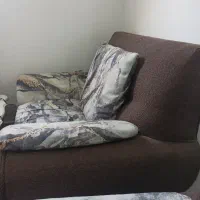 چند تا مبل تمیز  خوشرنگه