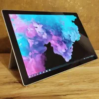 سورفیس پرو ۷