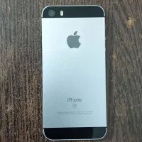 آیفون se