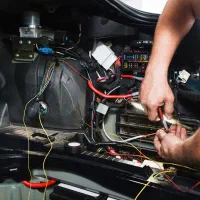 استخدام برق کار خودرو
