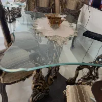 مبلمان و میز ناهارخوری کلاسیک بسیارشیک و تمیز