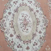 دو تخته فرش ۱۰۰۰ شانه با طرح و اندازه متفاوت