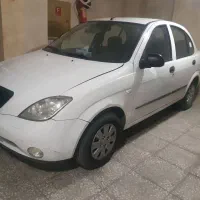 تیبا صندوقدار