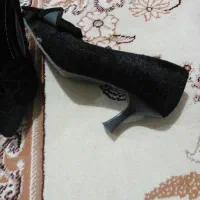 کفش مجلسی|کیف، کفش، کمربند|نیشابور, بنیاد شهید|دیوار