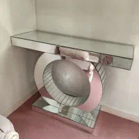ایینه و کنسول