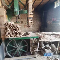 دو نیرواتباع جهت کار در صنایع چوب و ذغال نیازمندیم