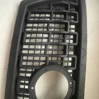 جلو پنجره کلوت اصلی
