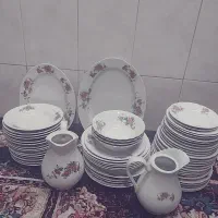 چینی گل سرخی ۶۲ تیکه