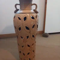 گلدون زیبا و سالم