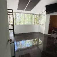 ۳۰۰ متر ویلایی کامرانیه مناسب کار