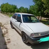 پراید سفید