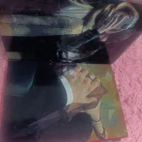 رمان|کتاب و مجله ادبی|خرمآباد, |دیوار