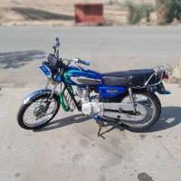 موتور هوندا ۱۲۵ عروسک