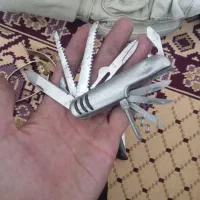 چاقو همه کاره