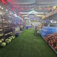 فروشنده سوپر مارکت