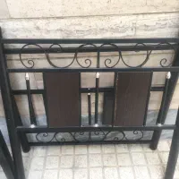 تخت خواب فلزی تکنفره بسیار تمیز