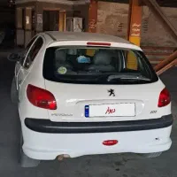 پژو ۲۰۶ تیپ ۲ سفید مدل ۱۴۰۰