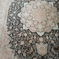 فرش ۹ متری گل برجسته قیطران ۱۰۰۰ شانه