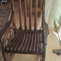 مادربزرگ سندل ی ص ندلی