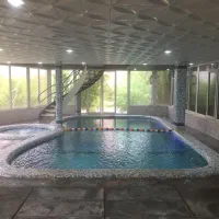 اجاره باغ ویلا استخر آبگرم صدرا کد۹۰۰