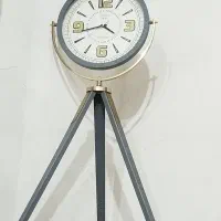 ساعت  س پایه
