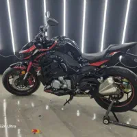 z1000