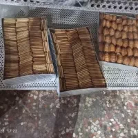 کیک و کلوچه