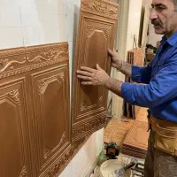 دیوارپوش فومی طرح کتیبه سلطنتی قهوه ای پشت چسبدار