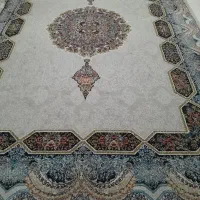 فرش ۹ متری کاملا سالم