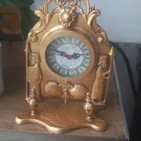 با سلام ساعت دکوری اینه وشمعدان برنجی