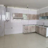 طبقه هم کف راه مشترک بدون حضور صاحبخانه