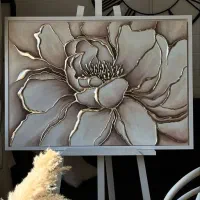 تابلوهای مدرن و ساعت های رزینی