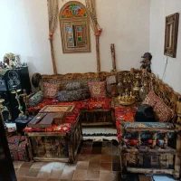 مبلمان بسیار زیبا سنتی باکس دار