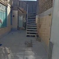 ویلایی دوطبقه حیاط دار فروشی