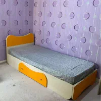 تخت و تشک