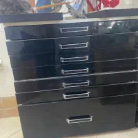 ویترین و متعلقات مغازه عینک فروشی