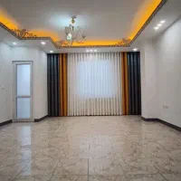 پارکینگ-سندی-بدون-پرتی-سالن-پنجره-خور