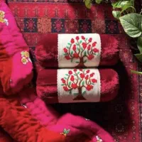 متکا سنتی با انواع پارچه ها