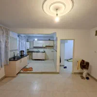 آپارتمان 50 متر طبقه دوم/جای پارک موتور/خ محمودی
