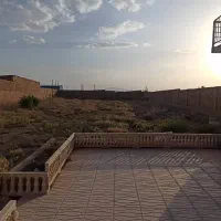 دوهزارمتر زمین  با۸۰متر زیربنا و استخر سرباز