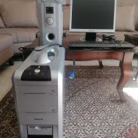 کیس کامپیوتر همراه با مانیتور، کیبورد و ست اسپیکر