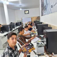 آموزش کامپیوترکودکان بزرگسالان اوقات فراغت تابستان