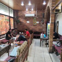 کارگر ماهر قهوه خانه اتباع با مدارک