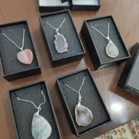 سنگ قیمتی طبیعی گردنبد شجر