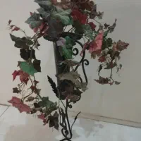 گلدان و گل پاییزی